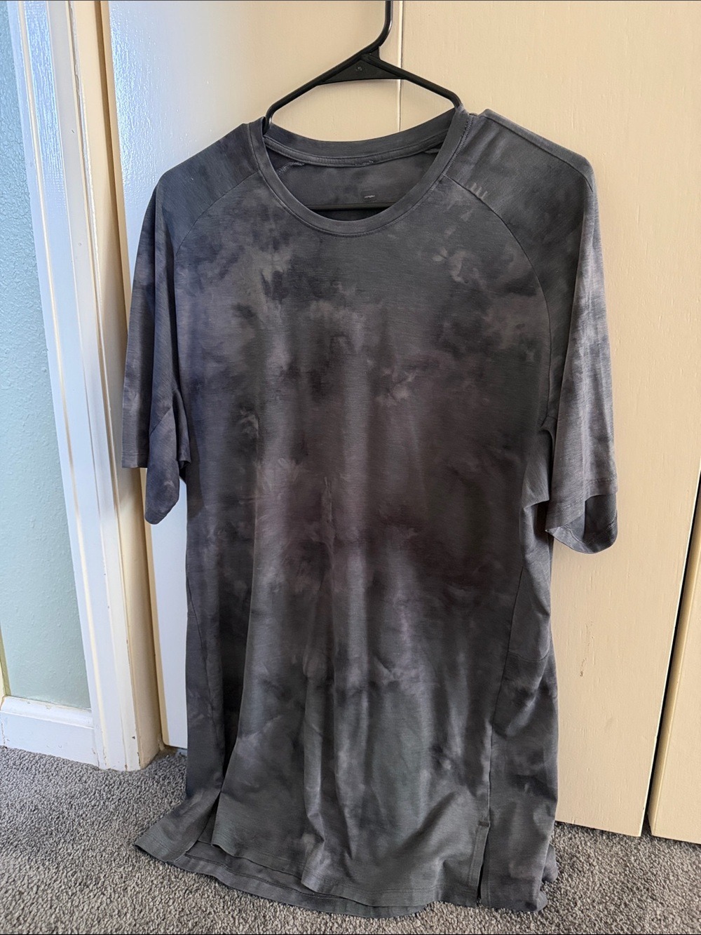 lululemon athletica Men's Charcoal Black Tie-Dye Crew Tee